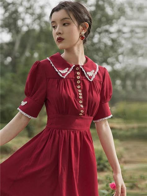 25 Best Ways to Style Vintage Outfits for Women Cute Vintage Outfits, Girls Long Dresses, Belted Midi Dress, Womens Vintage Dresses, Outfit Trends, Vestidos Vintage, Mode Vintage, Vintage Style Outfits, Mode Inspiration