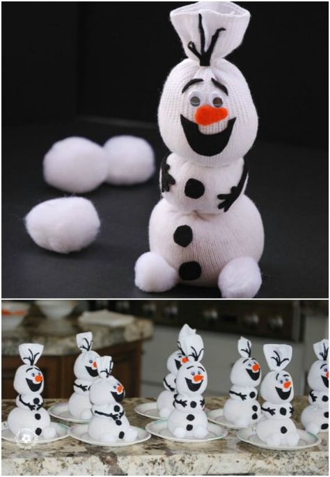 Olaf Sock Snowman Sock Plushies, Sock Animals Diy, Diy Sock Toys, Olaf Snowman, Sock Snowman, Sock Puppets, Sock Dolls, Sock Doll, Sock Toys