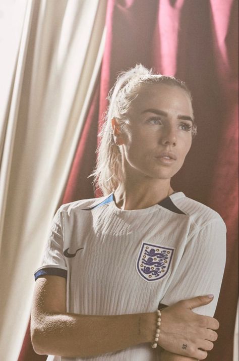 Alex Greenwood, England Players, Quotes Lyrics, Music Quotes Lyrics Songs, Music Quotes Lyrics, Womens Football, Music Quotes, Manchester City, Song Lyrics