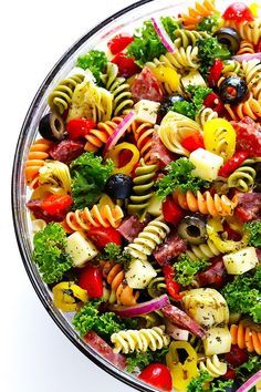 Antipasto Pasta Salad, Antipasto Pasta, Antipasto Pasta Salads, Decorações Com Comidas, Gimme Some Oven, Salad Pasta, Pasta Salad Recipes, Party Food Appetizers, Food Platters