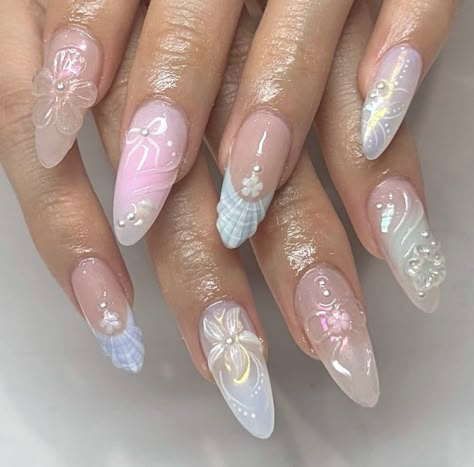 @shi_nailedit on instagram Aura Nail Designs, Aura Nail, Mail Inspo, Seashell Nails, Gel Manicures, Nails Trend, Nagellack Trends, Future Vision, Cute Simple Nails