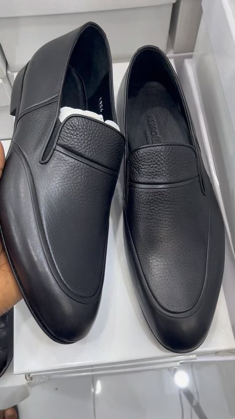 Moses black shoe | Instagram Bally Shoes Mens, Classy Boots, Monk Strap Shoes Men, Alligator Dress Shoes, Loafer Shoes For Men, Mens Sandals Fashion, Stylish Men Wear, Gents Shoes, Mens Business Shoes