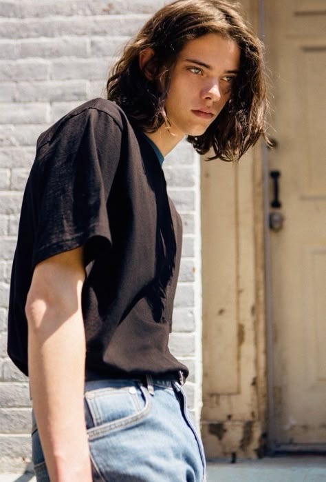 Erin Mommsen, Boys Long Hairstyles, Aesthetic People, Pose Reference Photo, Grunge Hair, Long Hair Styles Men, Haircuts For Men, Male Models, Mens Hairstyles