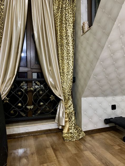 Cheetah Print Curtains, Leopard Print Curtains, Leopard Curtains, Leopard Room, Black And Gold Living Room, Animal Print Rooms, Gold Living, Gold Living Room, Gold Curtains