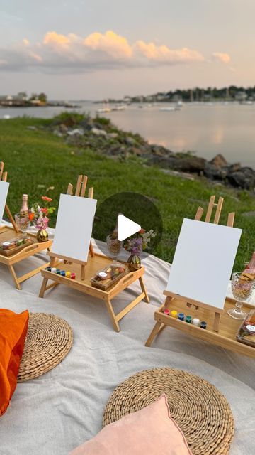 Une Table By Tania | NYC Picnics, tablescapes & flowers on Instagram: "Unwinding with a brush in hand and a sunset to inspire—here’s to blending colors and creating memories at our paint and sip setup! 🌅🎨

*charcuterie by @brieonthechisme 

#sunset #paintandsip #girlsnight #softgirlera #paintparty #paintpicnic #picnic" Sip And Paint Party Ideas Adults, Paint And Sip Baby Shower Ideas, Sip And Paint Picnic Setup Ideas, Girls Gathering Ideas, Paint And Sip Decor, Picnic Painting Ideas, Paint And Sip Ideas Parties Decorations, Sip And Paint Party Ideas, Sip And Paint Picnic