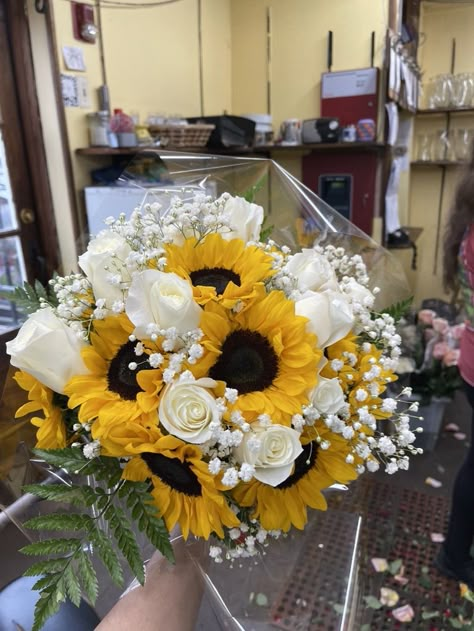 White Roses And Sunflower Bouquet, White Roses With Sunflowers, Roses And Sunflowers, Sunflowers And White Roses, White Roses And Daisy Bouquet, Sunflower And White Rose Bouquet, Sunflower White Rose Bouquet, Sunflowers White Roses, Sunflower Pink Rose Bouquet