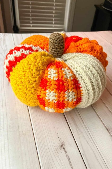 Patchwork Pumpkin Crochet Pattern with Different Stitches - thecaffeinatedsnail.com Pumpkin Ideas Creative, Pumpkin Fall Wallpaper, Patchwork Pumpkin, Fall Crochet Projects, Pumpkin Crochet Pattern, Crochet Fall Decor, Bobble Stitch Crochet, Pumpkin Crochet, Different Crochet Stitches