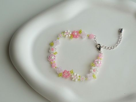 Pink Flowers Beaded Bracelet | Sweet Handmade Jewelry | Gift for Her | Fit for Vacations Holidays and Daily Wearing Flower Beads Bracelet, Handmade Beaded Bracelets, Pink Beaded Bracelets, Beaded Flowers Patterns, Grunge Jewelry, Berry Juice, Bead Charms Diy, Handmade Jewelry Gift, Jewelry Bag