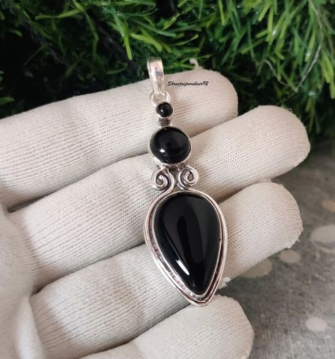 925 Sterling Silver Natural Black Onyx Pendant Necklace, Black Onyx Pear Shape Necklace, Handmade Gemstone Necklace, Women Jewelry Gift Idea - Etsy Black Onyx Pendant, Onyx Pendant, Diy Crafts Hacks, Silver Style, Necklace Women, Necklace Black, Necklace Handmade, Pear Shape, Gemstone Necklace