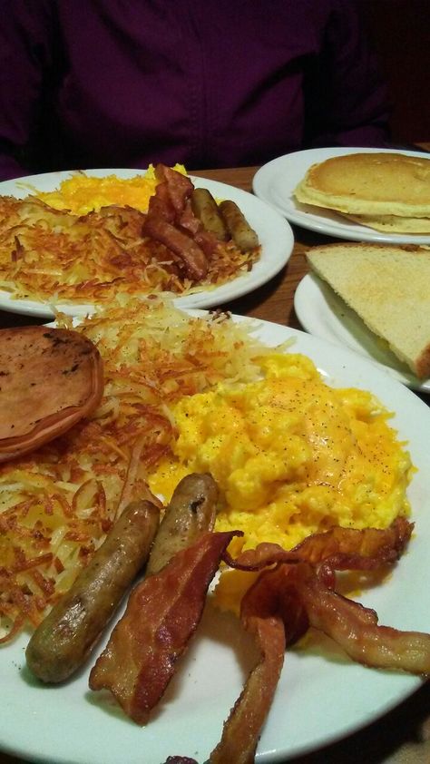 Denny's Breakfast, Dennys Breakfast, American Dinner, Country Breakfast, Bday Dinner, Lumber Jack, American Breakfast, Ultimate Breakfast, Food Plate