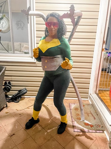 Spidey And His Amazing Friends Doc Ock Costume, Doc Oc Costume, Doc Ock Tentacles Diy, Doc Ock Costume Woman, Diy Doc Ock Costume, Doc Ock Costume, Superhero And Villain Costumes, Family Themed Halloween Costumes, Themed Halloween Costumes