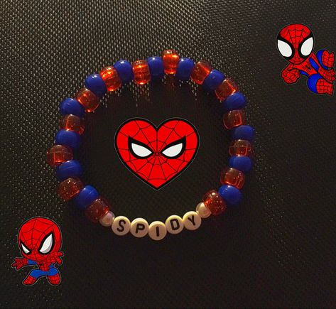 Spider Man Bracelet Ideas, Clay Bead Bracelet Ideas Spiderman, Spider Man Kandi Bracelet, Bracelet Ideas Spiderman, Spider Man Bracelet Clay Beads, Spiderman Kandi Bracelet, Spiderman Bracelet Pattern Beads, Spiderman Bracelet Beads, Spiderman Friendship Bracelet