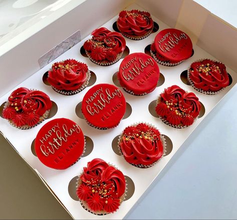 Red And Gold Cupcakes, Adult Cupcakes, Cupcake Icing Designs, Cupcakes Bouquet, Valentines Cakes And Cupcakes, Valentine 2024, Valentines Cakes, Cupcake Toppings, Icing Designs