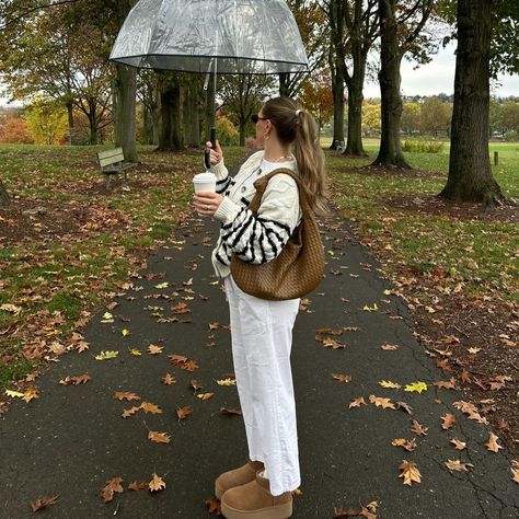 It’s time to spice things up 🍂🎞️💌🎧 some fall aesthetic from last year <3 #fall #fallaesthetic #ootd #fashionstyle #pinterestgirl #girly #girlythings Rain Boots Outfit Fall, Rainy Season Outfit, Raining Day Outfit, Rainy Day Outfit Ideas, Rainboots Outfit, Camel Trench Coat, Matching Sweat Set, Gloomy Weather, Navy Trench Coat