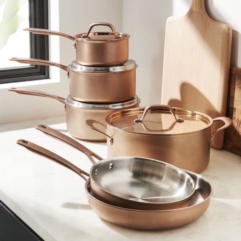 Shop Fleischer and Wolf Bronze Rome Tri-Ply 10-Piece Cookware Set. Stunning for its subtly textured and rose gold matte exterior, this cookware set shows off beautifully while outfitting the kitchen with ten essential pieces. Copper Cookware Set, Rose Gold Kitchen, Induction Cookware, Cookware Set Stainless Steel, Copper Pans, Copper Cookware, Pots And Pans Sets, Gold Kitchen, Copper Pots