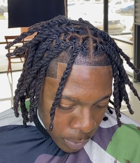 Black Men Dreadlocks Styles, Men Dreads, Dread Ideas, Man Braids, Hairstyles Locs, Two Strand Twist Hairstyles, Dyed Dreads, Hair Twists Black, Dread Hairstyles For Men