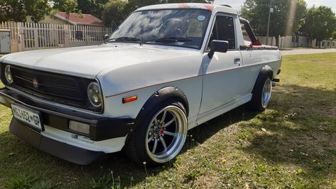 Nissan 1400 classic Nissan 1400, Datsun Pickup, Nissan Pickup, Nissan Trucks, Mini Trucks, Japanese Cars, Old Cars, Jdm, Antique Cars