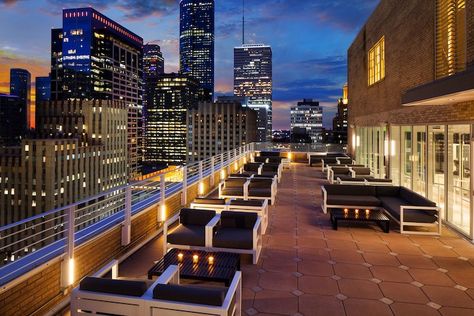 The 7 Best Rooftop Bars in Houston – Big 7 Travel Houston Bars, Houston Hotels, Rooftop Restaurants, Houston Restaurants, Houston City, Hotel Suite Luxury, Best Rooftop Bars, Rooftop Bars, Rooftop Patio