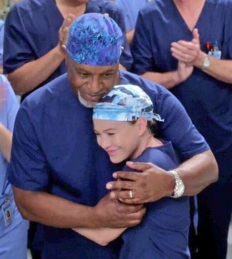 James Pickens Jr, Richard Webber, Grey's Anatomy Doctors, Meredith And Derek, Greys Anatomy Funny, Richard James, Greys Anatomy Characters, Greys Anatomy Cast, Ellen Pompeo