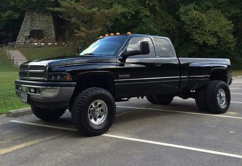 2nd Gen Cummins Dually, Second Gen Cummins, Dodge Dually, 2nd Gen Cummins, Cummins Diesel Trucks, Dodge Ram Diesel, Dodge Diesel Trucks, Country Trucks, Dodge Diesel