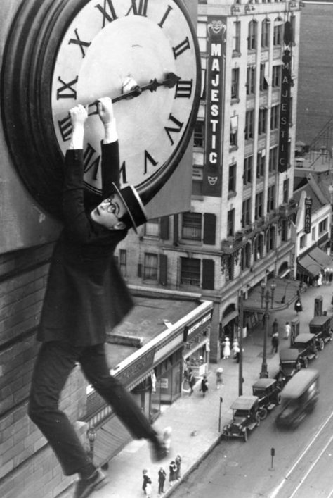 Harold Lloyd (untitled) - Cinesite Studios Silent Comedy, Christian Marclay, Camera Tricks, Old Film Stars, Harold Lloyd, Buster Keaton, Silent Film Stars, Film Stars, Silent Movie