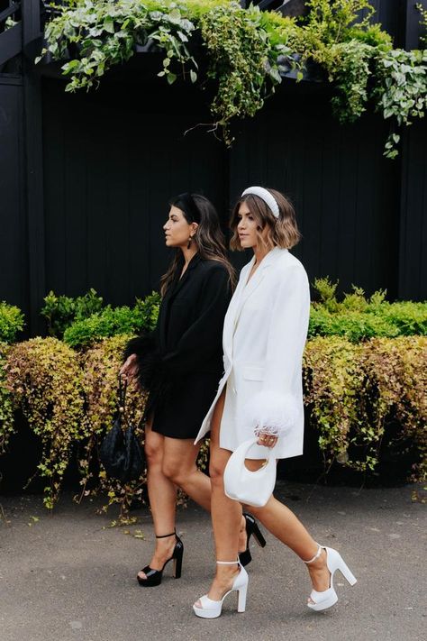 Spring Racing Trends 2023: A Definitive Guide On Spring Racing Fashion - Vogue Australia Spring Racing Fashion 2023, Spring Races Outfit, Melbourne Cup Outfit, The Races Outfit, Horse Race Outfit, Derby Day Fashion, Spring Racing Fashion, Race Day Fashion, Casual Tennis Shoes