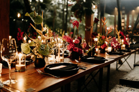 Moody Jungle Wedding, Moody Tropical Wedding, Moody Tropical, Tropical Wedding Decor, Wedding Decoration Ideas, Tulum Wedding, Tropical Wedding, Wedding Decoration, Wedding Theme