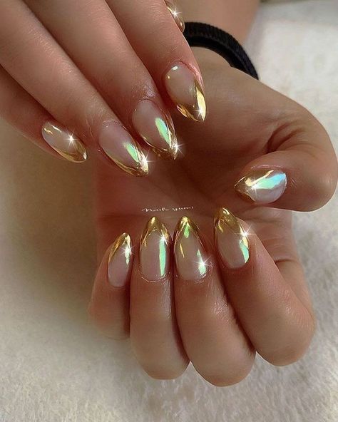 Acrylic Nails Chrome, Gold Chrome Nails, Shiny Nails Designs, Unghie Sfumate, Manicure Designs, Chrome Nails Designs, Nagel Tips, Shiny Nails, Holographic Nails