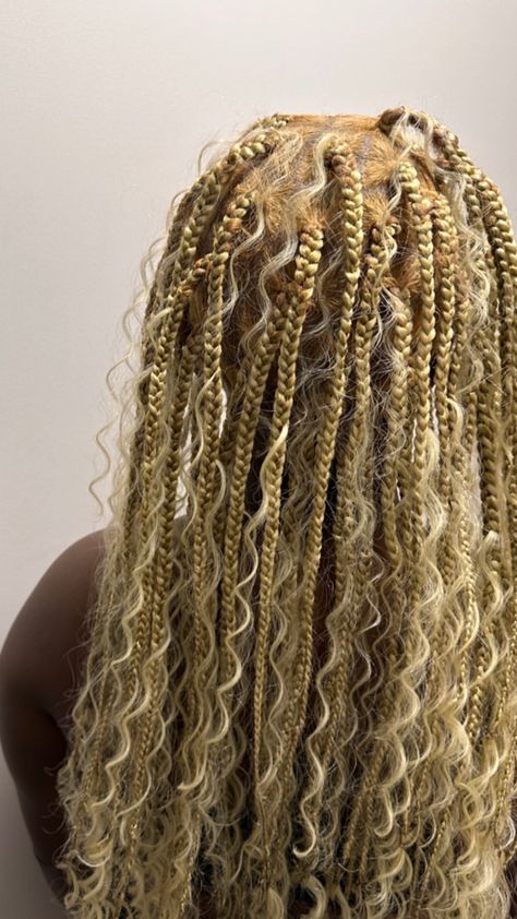 Blonde Goddess Braids, Hills Aesthetic, College Hair, Blonde Goddess, December Hair, College Hairstyles, Blonde Braids, Medium Blonde, School Hairstyles