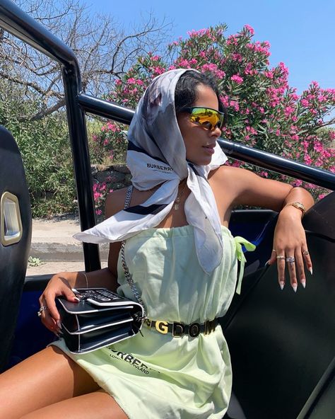 SAMI MIRÓ on Instagram: “If your checked luggage doesn’t make it on your trip, turn your duster bag into a dress to match the @burberry accessories you packed in…” Women Sporty Outfits, Burberry Summer, Bae Style, Silk Headscarf, Checked Luggage, Scarf Outfit, Burberry Accessories, Athleisure Wear, Sporty Outfits