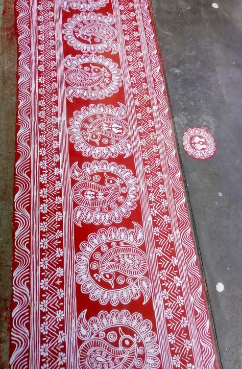 Kumauni Aipan Design, Aipan Art Uttarakhand Border, Aipan Design For Deli, Pattachitra Border Design, Aipan Art Design, Aipan Art Uttarakhand, Aipan Design, Alpona Art, Aipan Art