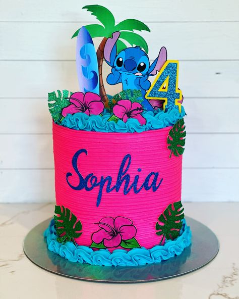 Kilo And Stitch Birthday Cake, Leo And Stitch Cake, Lilo Stitch Birthday Cake, Stitch Beach Cake, Stitch And Angel Themed Birthday Party, Lilo And Stitch Birthday Cakes, Lilo And Stitch Birthday Cake Ideas, Girls Stitch Birthday Party, Lilo And Angel Cake