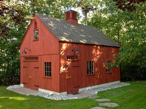 One & A Half-Story Country Barn 18' or 20' - Country Carpenters Pole Barn With Loft, Barn With Loft, Backyard Barn, Small Barns, Carriage House Garage, Barn Apartment, Barn Loft, Barn Kits, Barn Shop