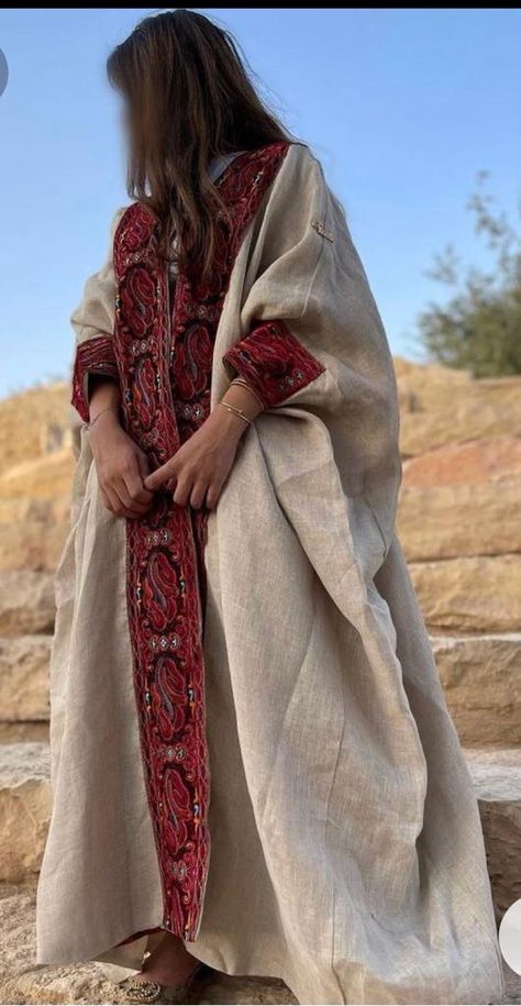 Popular Aesthetic, Look Rich, Generational Wealth, Kaftan Designs, Iranian Women Fashion, Aesthetic Content, Look Expensive, Mode Abaya, Modesty Fashion