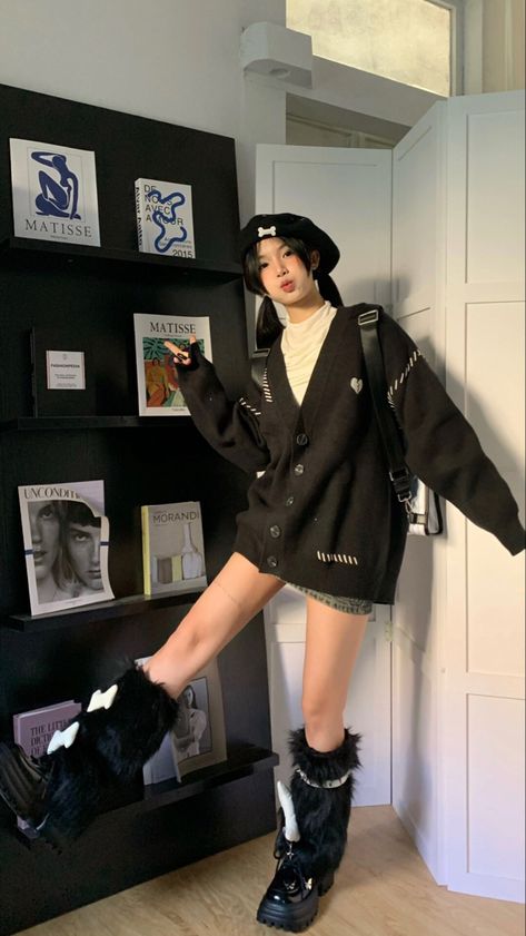 Winter Outfit Aesthetic Korean, Urban Core Outfits, Chinese Winter Outfits, Korea Fall Outfit, Japanese Outfits Aesthetic, Japan Aesthetic Outfit, Japanese Outfits Street Style, Acubi Outfits, Spring Outfits Japan