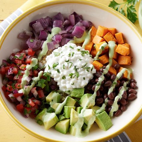 Black Bean Bowl, Bean Bowl, Sweet Potato And Black Bean, Daisy Sour Cream, Daisy Brand, Dairy Recipes, Potato Juice, Slender Kitchen, Sheet Pan Dinners Chicken