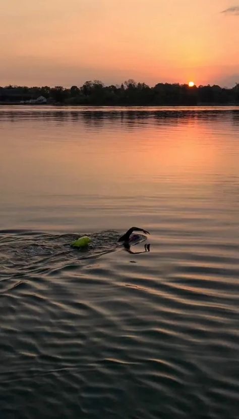 Summer Getaway: a Perfect Weekend in Niagara-on-the-Lake Sunrise Swim, Open Water Swim, Triathlon Swimming, Swimming World, 2025 Aesthetic, Sunrise Lake, Niagara Region, Swim Life, Gym Cardio