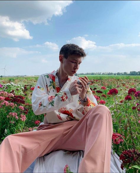 Aesthetic Tea Party Outfit, Tea Party Outfit Male, Tea Party Men Outfit, Prom Masculine, Vintage Tea Party Outfit Men, Flower Outfits Men, Male Garden Party Outfit, Romantic Outfit Men, Mens Tea Party Attire