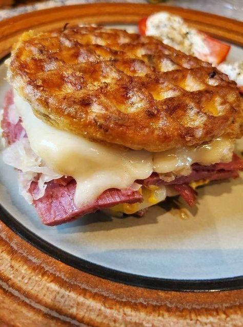 Keto & Low Carb Ideas | Keto Reuben Chaffles Keto Reuben, Reuben Sandwich Classic, Cooking Corned Beef, Free Keto Meal Plan, Low Carb Easy, Reuben Sandwich, Low Carb Meal Plan, Keto Foods, Waffle Maker