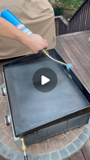 Diy Outdoor Kitchen Blackstone, Restore Blackstone Griddle, Diy Griddle Cover, Blackstone Grill Hacks, Reseasoning Blackstone, Diy Blackstone Griddle Cover, Blackstone Grease Catcher Diy, Diy Blackstone Griddle Stand, Outdoor Kitchen With Blackstone Griddle