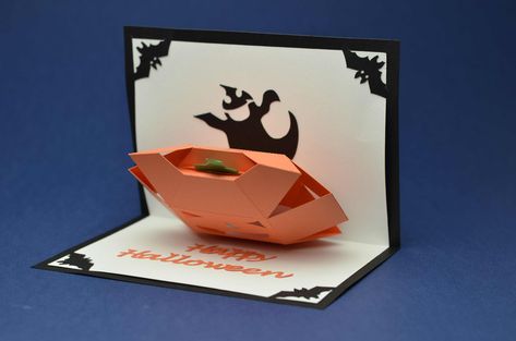 Halloween Pop Up Cards, Halloween Cards Diy, 3d Pumpkin, Tarjetas Pop Up, Pop Up Card Templates, Pumpkin Template, Card Creative, Halloween Cards Handmade, Pop Up Box Cards