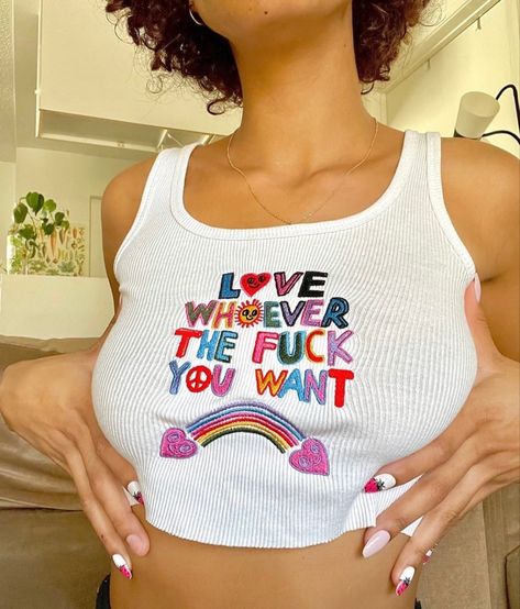 Pride Fashion, Pride Tank Tops, Outfit 2023, Shirt Diy, Pride Outfit, Love Rainbow, Tank Design, Diy Shirt, Pride Shirts