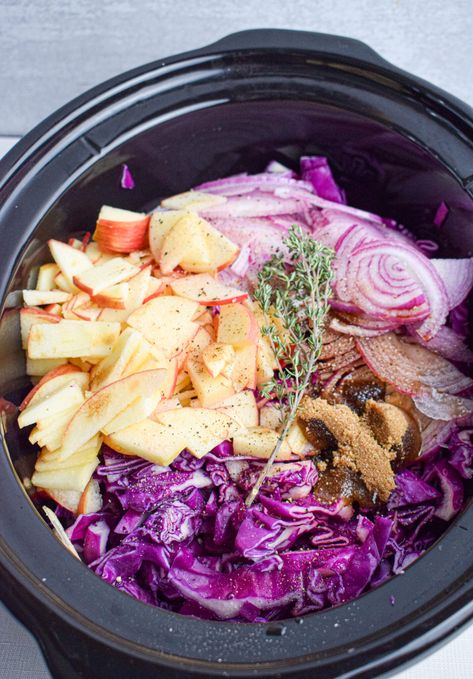 Slow Cooker Red Cabbage - The Jam Jar Kitchen Cabbage In Crockpot Slow Cooker, Slow Cooker Red Cabbage, Cabbage Slow Cooker, German Red Cabbage, Slow Cooker Scalloped Potatoes, Oven Roasted Salmon, Sour Cabbage, Red Cabbage Recipes, Csa Recipes