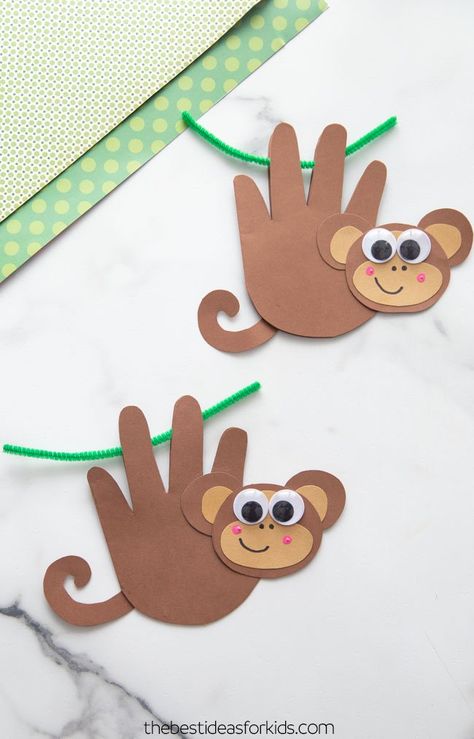 handprint monkey art Monkey Handprint, Påskeaktiviteter For Barn, Monkey Crafts, School Kids Crafts, Toddler Art Projects, Toddler Arts And Crafts, Preschool Arts And Crafts, Preschool Art Activities, Hand Crafts For Kids