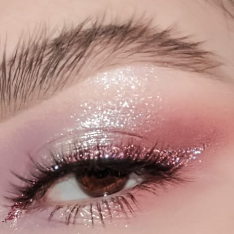 Pink And Silver Smokey Eye, Pink Fairy Eye Makeup, Glittery Pink Makeup, Pink Wedding Makeup, Fairy Eye Makeup, Fairy Eyes, Sparkly Eyeshadow, Romantic Makeup, Makeup Order