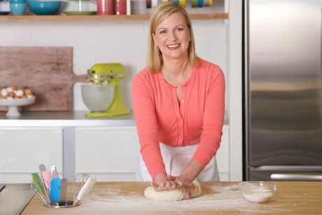 If you've always wanted to try making your own loaf, this guide will give you the knowledge and confidence to bake bread at home. Making Bread At Home, Anna Olsen, Anna Olson Recipes, Lava Cookies, Yeast Starter, Anna Olson, Learning A Language, At Home Recipes, Baking Projects