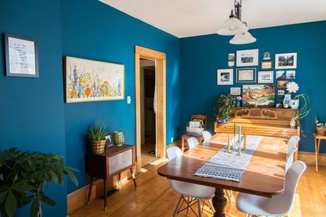 Sherwin-Williams Announces Its 2018 Color of the Year | Oceanside Oceanside Sherwin Williams, Paint Mistakes, Best Blue Paint Colors, Interior Home Design Ideas, Neutral Paint Color, Blue Paint Colors, Interior Home Design, Living And Dining Room, Gallery Walls