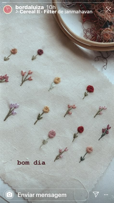 Embroidered Small Flowers, Tiny Embroidery Designs, How To Embroider Small Flowers, Small Embroidery Flowers, Embroidery Small Flowers, Small Flowers Embroidery, Tiny Flower Embroidery, Mini Flower Embroidery, Small Flower Embroidery