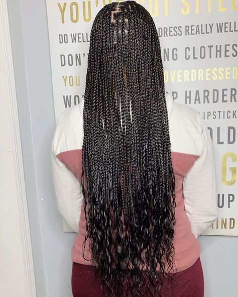 Crowned By S H A E 🌹’s Instagram photo: “Medium BOHO Knotless Braids Waist-Length ✨ #longbraids #braids #knotlessbraids #invisiblebraids #protectivestyles #southjerseybraider…” Knotless Box Braids Medium Waist Length, Knotless Braids With Wavy Ends, Waist Length Knotless Braids, Waist Length Braids, Medium Boho Knotless, Medium Boho Knotless Braids, Bohemian Knotless Braids, Medium Knotless Braids, Invisible Braids