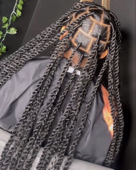 Passion Twists Jumbo, Jumbo Island Twist, Large Island Twist, Jumbo Passion Twists, Braid Styles For Women, Island Twist, Hair Braid Patterns, Jumbo Twists, Passion Twists